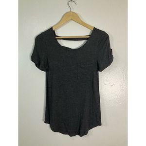 Zenana Outfitters Size Small Shirt